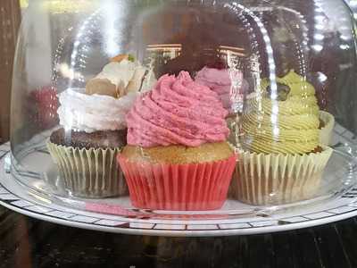 Crazy Cupcake Cafe