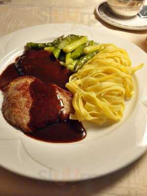 Brasserie Joel's Restaurant