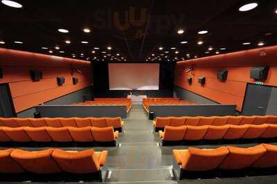 Bourbaki Kino/bar/bistro