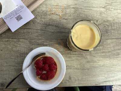 Manor Restaurant Manora