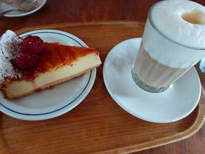 Manor Restaurant Manora