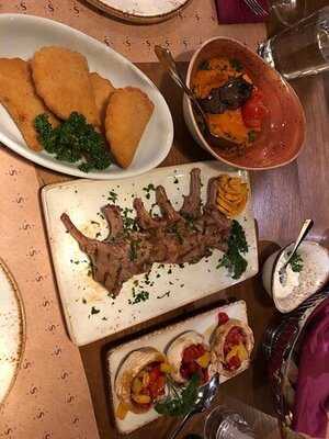 Sarengo Tapas Y Vino