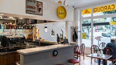 Cafe Les Amis De Carouge