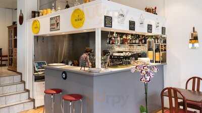 Cafe Les Amis De Carouge