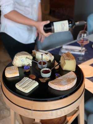 Helios Restaurant & Bar