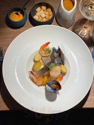 Helios Restaurant & Bar