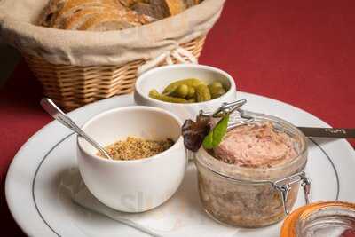 Le Bistrot Entre Amis