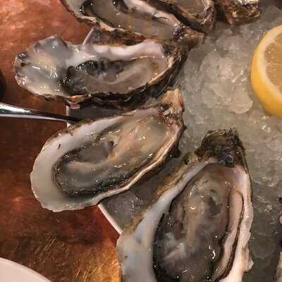 Gouzer Oyster Bar (chez Henri) - Rive