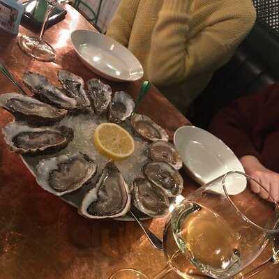 Gouzer Oyster Bar (chez Henri) - Rive
