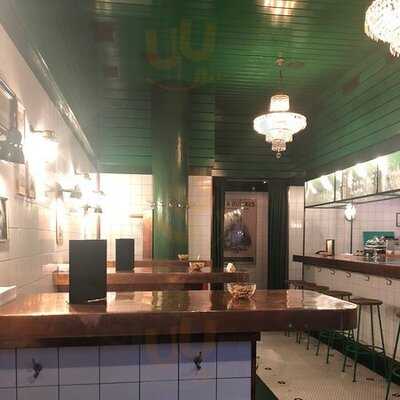 Gouzer Oyster Bar (chez Henri) - Rive