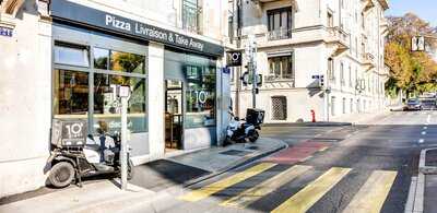 Dieci Pizza Kurier Genf Rive Gauche