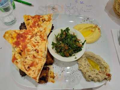 Les Cèdres Du Liban