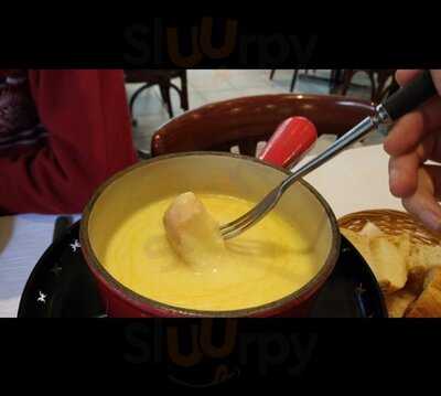 Cafe Restaurant De La Radio