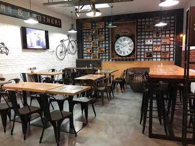 Burgers And Brothers