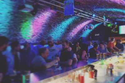 La Fabrick Bar