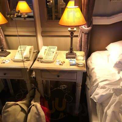 Hotel Royal - Bogie's Bar