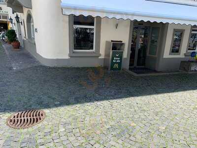 Mcdonald's Restaurant