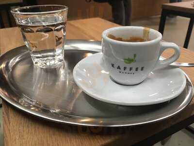 Kaffeemacher Café