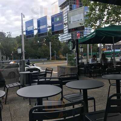 Starbucks Bahnhof