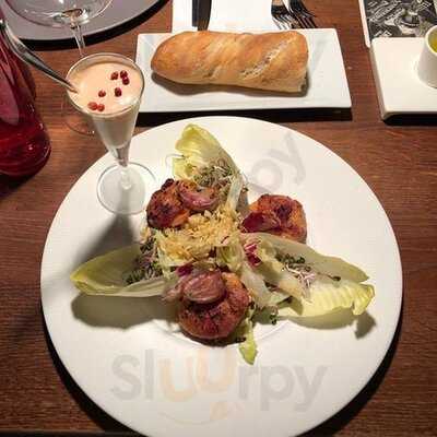 800° Premium Steakhouse