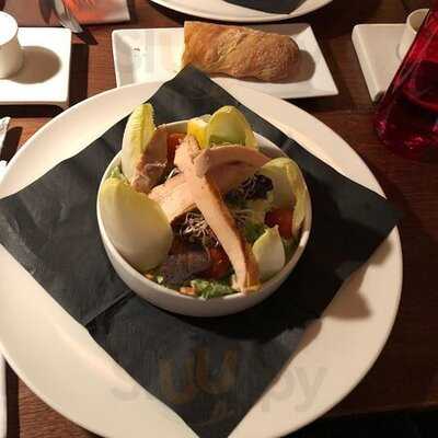 800° Premium Steakhouse