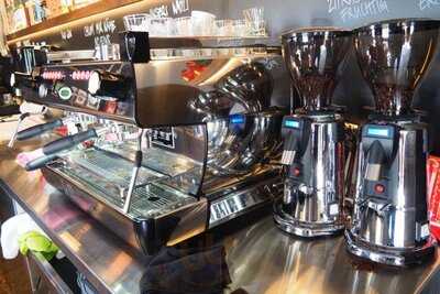 Tellplatz 3, Spezereien & Frohkost