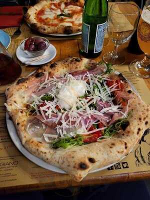 Artigiano Café Pizzeria Napoletana