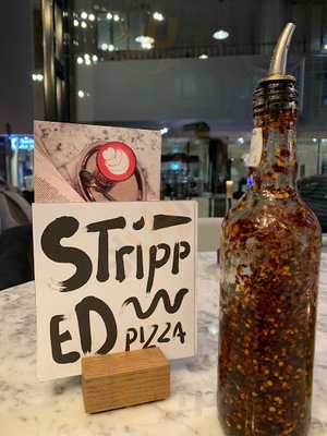 Stripped Pizza Aeschenvorstadt