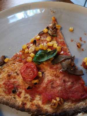 Stripped Pizza Aeschenvorstadt