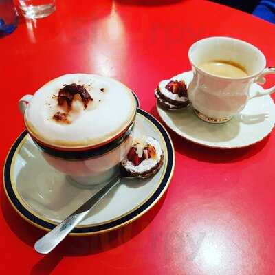 Chitir Chicken Am Kohlenberg