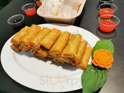 Mi Restaurant & Lounge