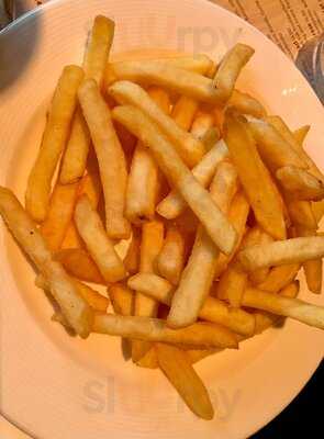 Tender & Loins Steakhouse