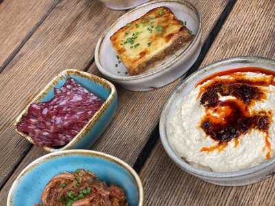 Matt & Elly Brewery & Kitchen