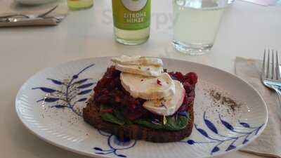 Smorrebrod - Dansk Deli