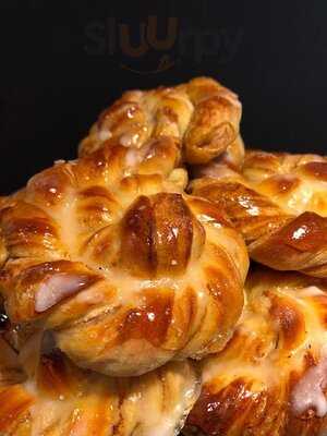 Smorrebrod - Dansk Deli