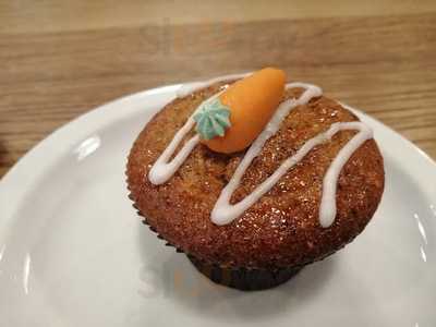 Starbucks Claraplatz