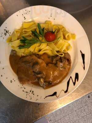 Restaurant & Pizzeria Helena