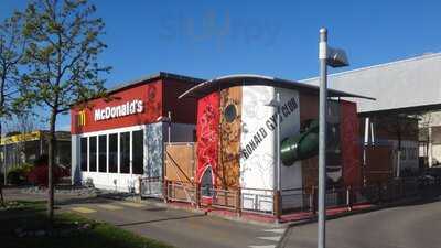 Mcdonald's Restaurant