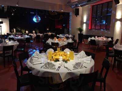 8304 Altes Feuerwehrgebäude