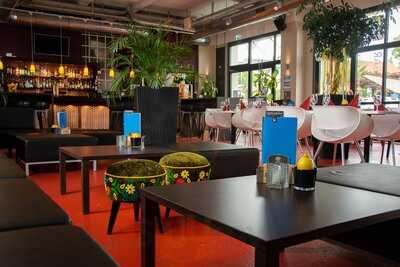 8304 Altes Feuerwehrgebäude