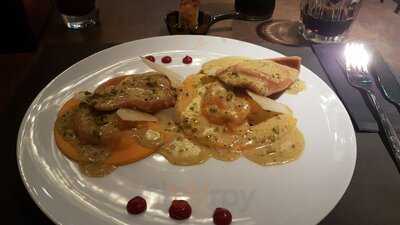 Accogliente Cafe & Bistro