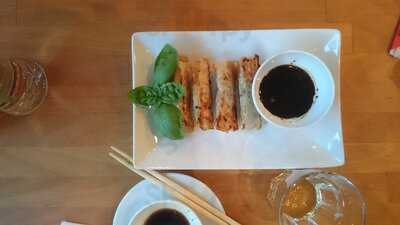 Lin's Restaurant & Take Away