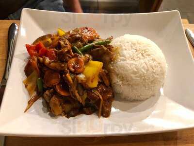 Lin's Restaurant & Take Away