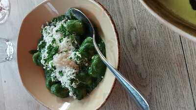 Schönau Bar Restaurant