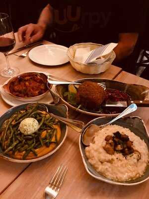 Schönau Bar Restaurant