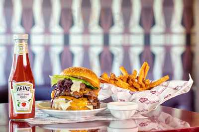 Helvti Diner Stauffacher