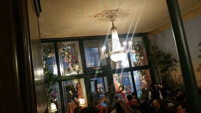 Café & Conditorei 1842