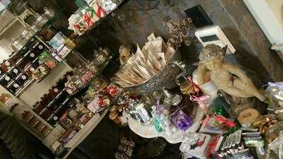 Café & Conditorei 1842