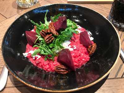 L'amant Brasserie & Bar