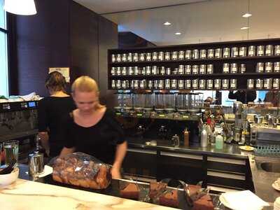 H. Schwarzenbach Kolonialwaren & Kaffeerosterei